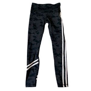 Vimmia Black Camo Leggings With White Stripes